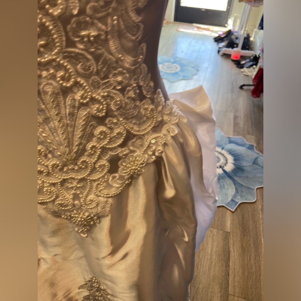 Vintage Bridal Originals Wedding Gown - Picture 5 of 12